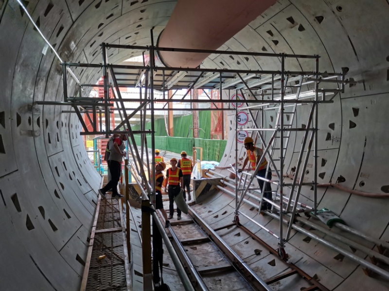 scaffold tunnel